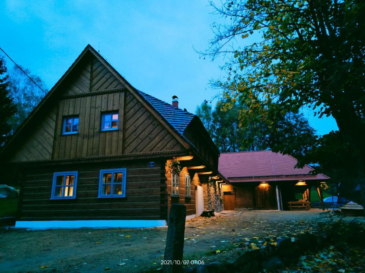 Villa Roubenka U Zvonicky Cejle Exterior foto