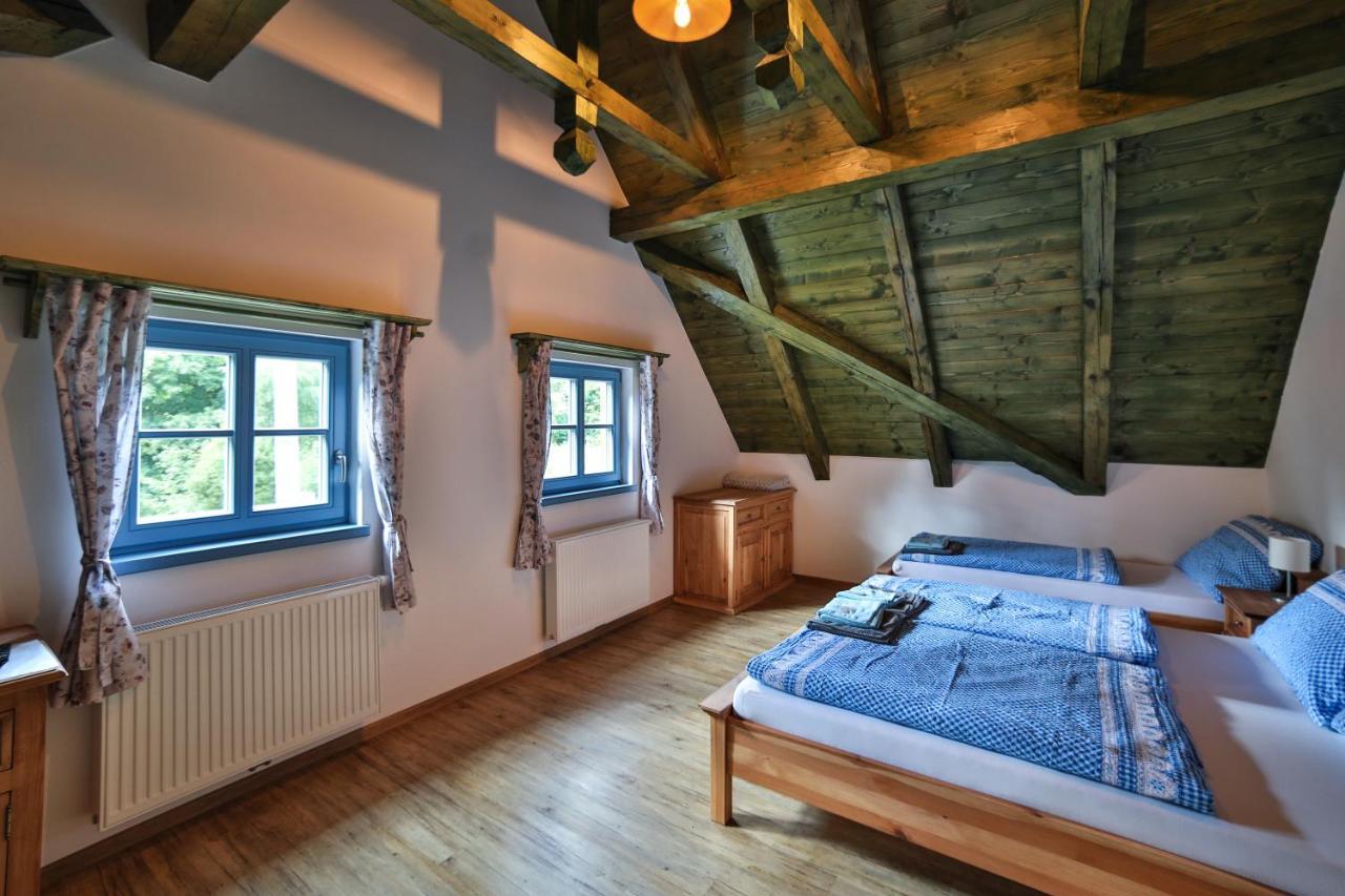 Villa Roubenka U Zvonicky Cejle Exterior foto